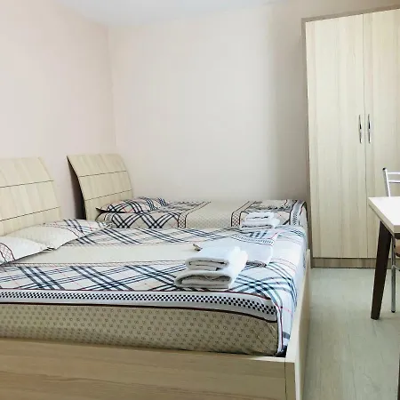 And Studio Apartment Tirana